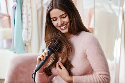 PHILIPS StyleCare Essential Karstā taisnojošā  matu suka BHH885/00