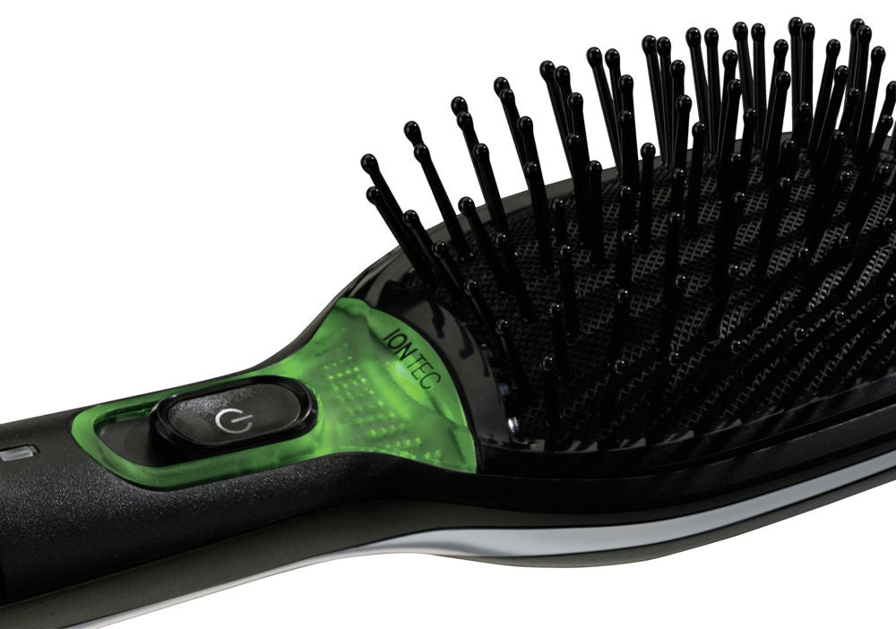 BRAUN matu ķemme ar  jonizāciju BR 710