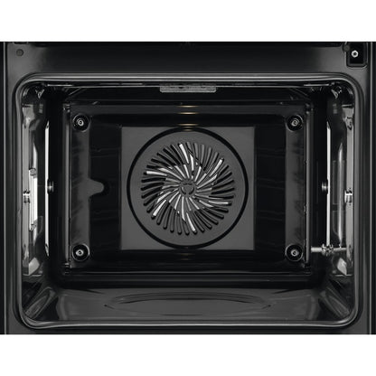 Electrolux SteamBoost tvaika cepeškrāsns, 70l EOB8S39H