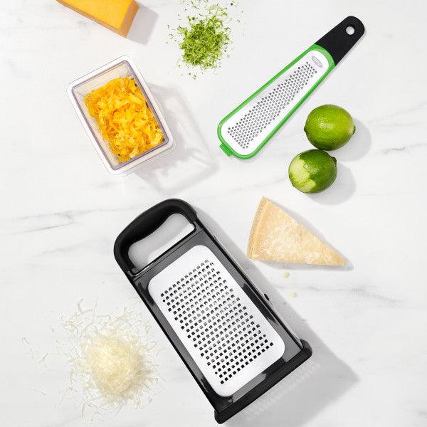 Rīve OXO Etched Box Grater with Removable Zester - DomoTehnika