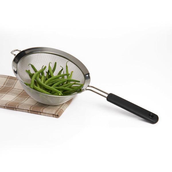 Sietiņš OXO 8 in./20.3 cm Strainer - DomoTehnika