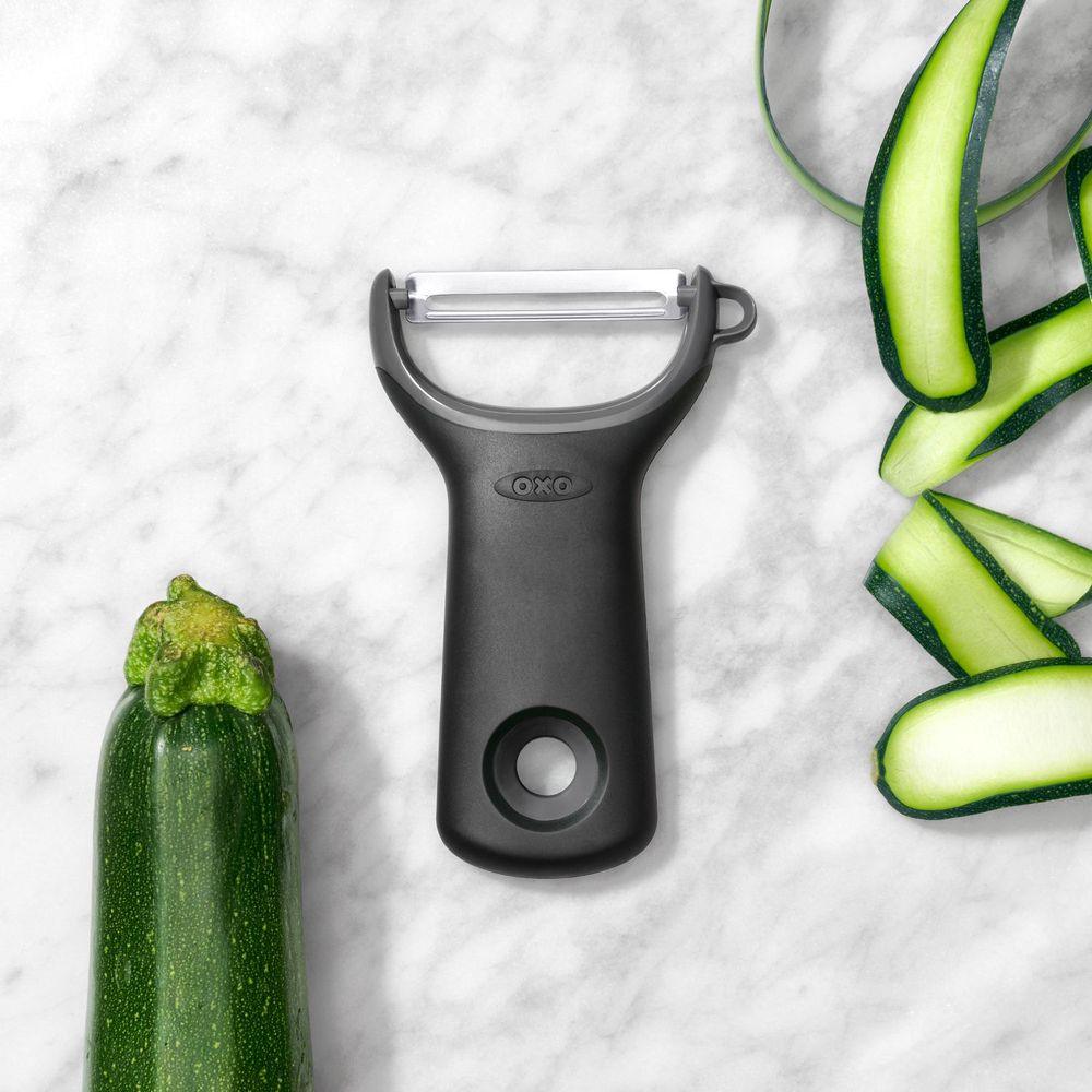 Mizotājs OXO Julienne Peeler 1054751 - DomoTehnika