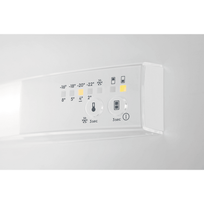 Iebūvējamais ledusskapis AEG SCB618F6TS - DomoTehnika