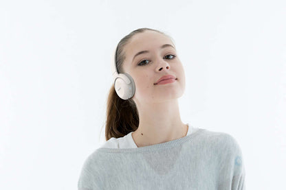 PHILIPS UpBeat bezvadu austiņas ar galvas stīpu un mikrofonu, baltas TAUH202WT/00